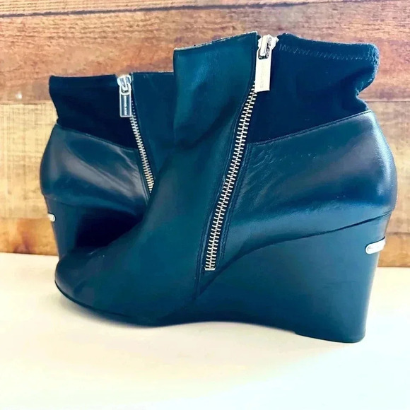 Micheal Kors Leather Wedged Ankle Boots - Picture 6 of 7